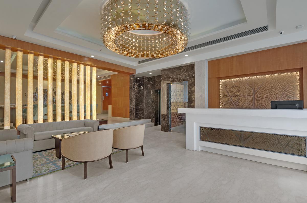 Beacon Hotel Nirman Vihar Нью-Дели Экстерьер фото