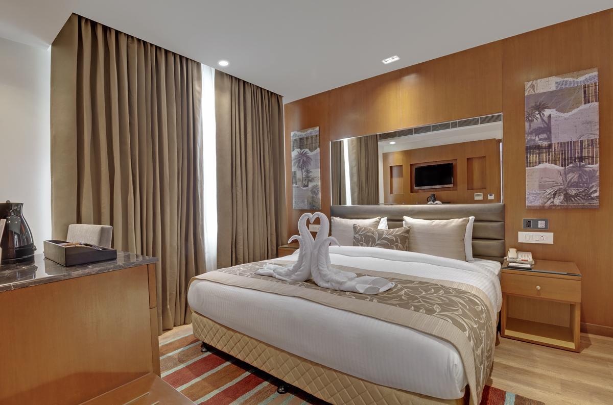 Beacon Hotel Nirman Vihar Нью-Дели Экстерьер фото