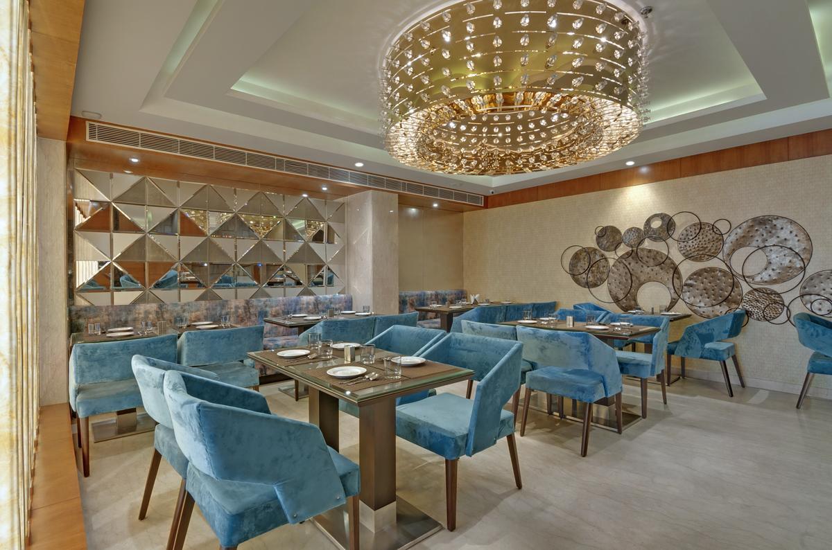 Beacon Hotel Nirman Vihar Нью-Дели Экстерьер фото